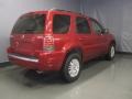 Vivid Red Metallic - Mariner Luxury 4WD Photo No. 3