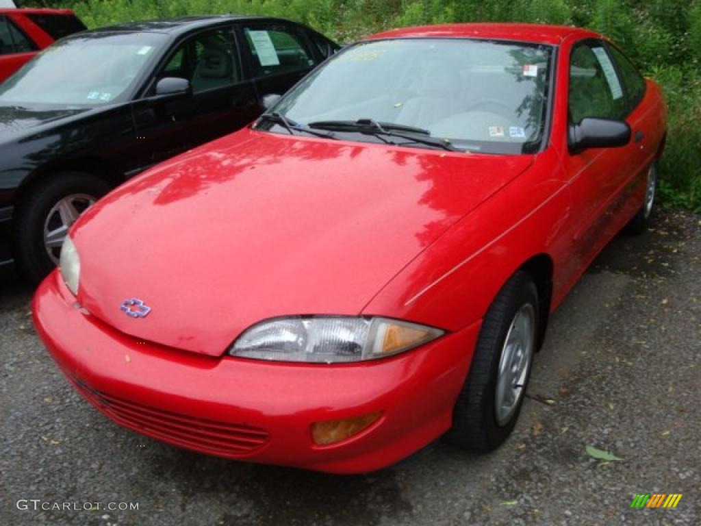 1998 Cavalier Coupe - Flame Red / Gray photo #3