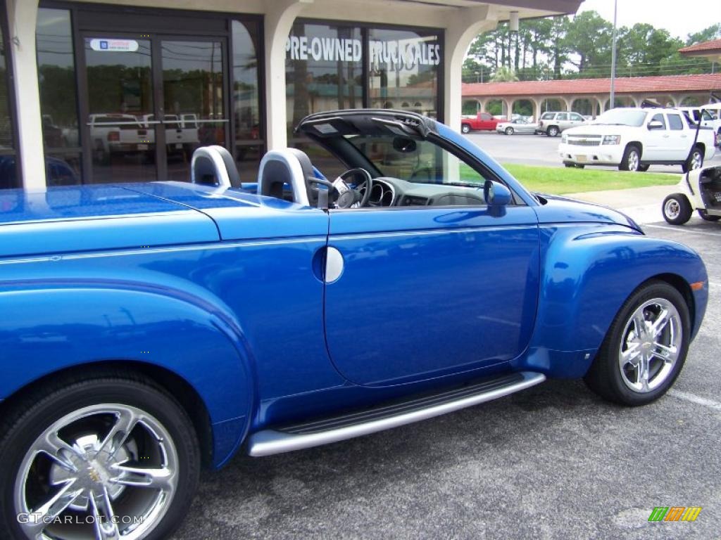 2006 SSR  - Pacific Blue Metallic / Ebony photo #16