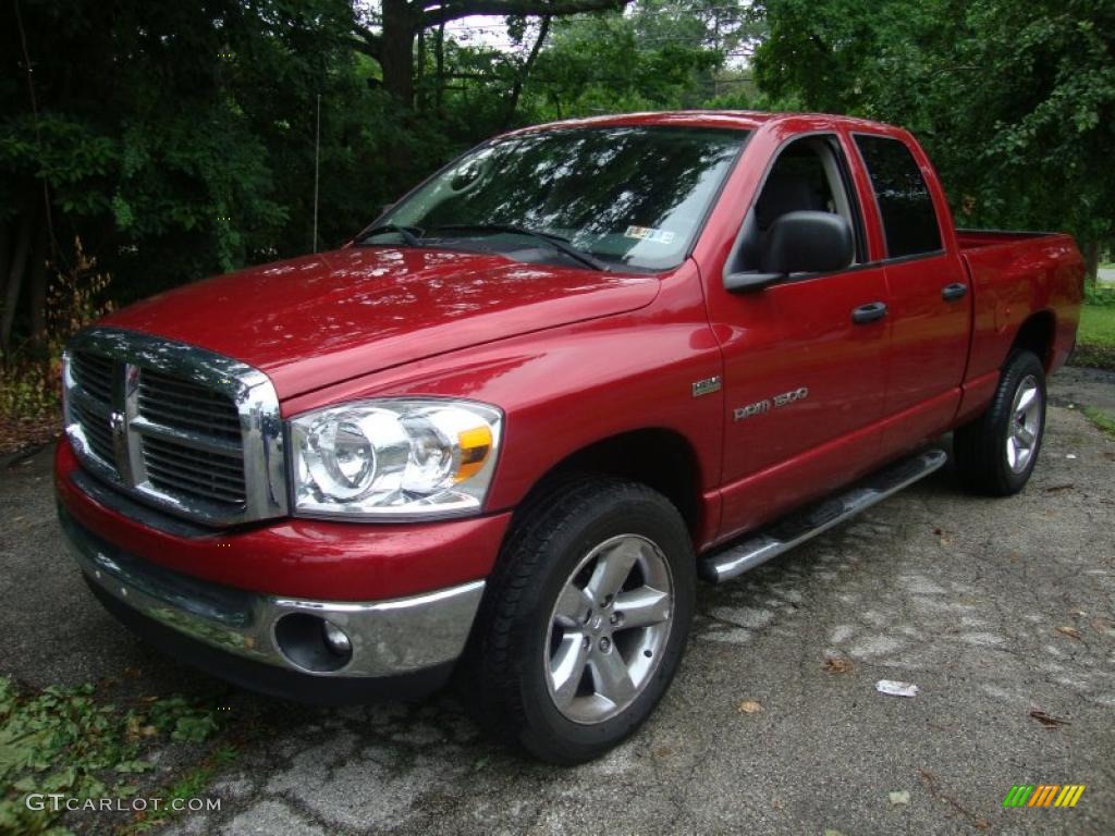 2007 Ram 1500 Big Horn Edition Quad Cab 4x4 - Flame Red / Medium Slate Gray photo #2