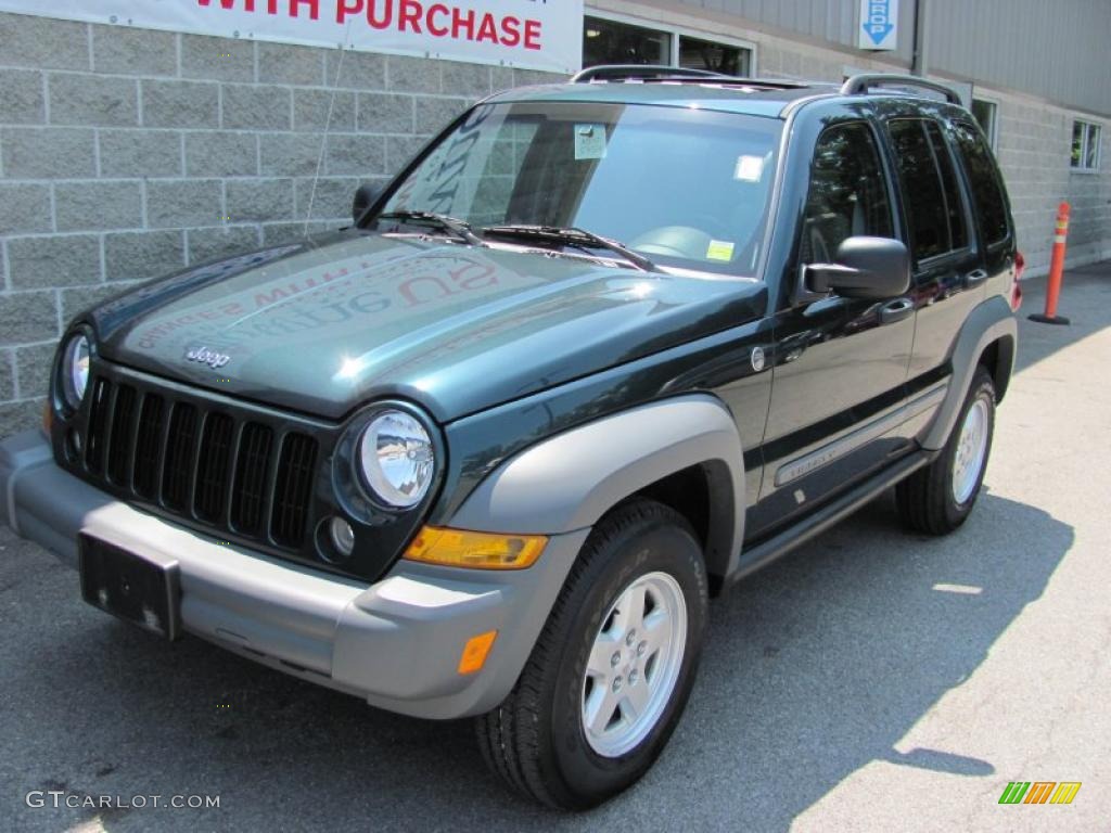 2005 Liberty Sport 4x4 - Deep Beryl Green Pearl / Medium Slate Gray photo #1