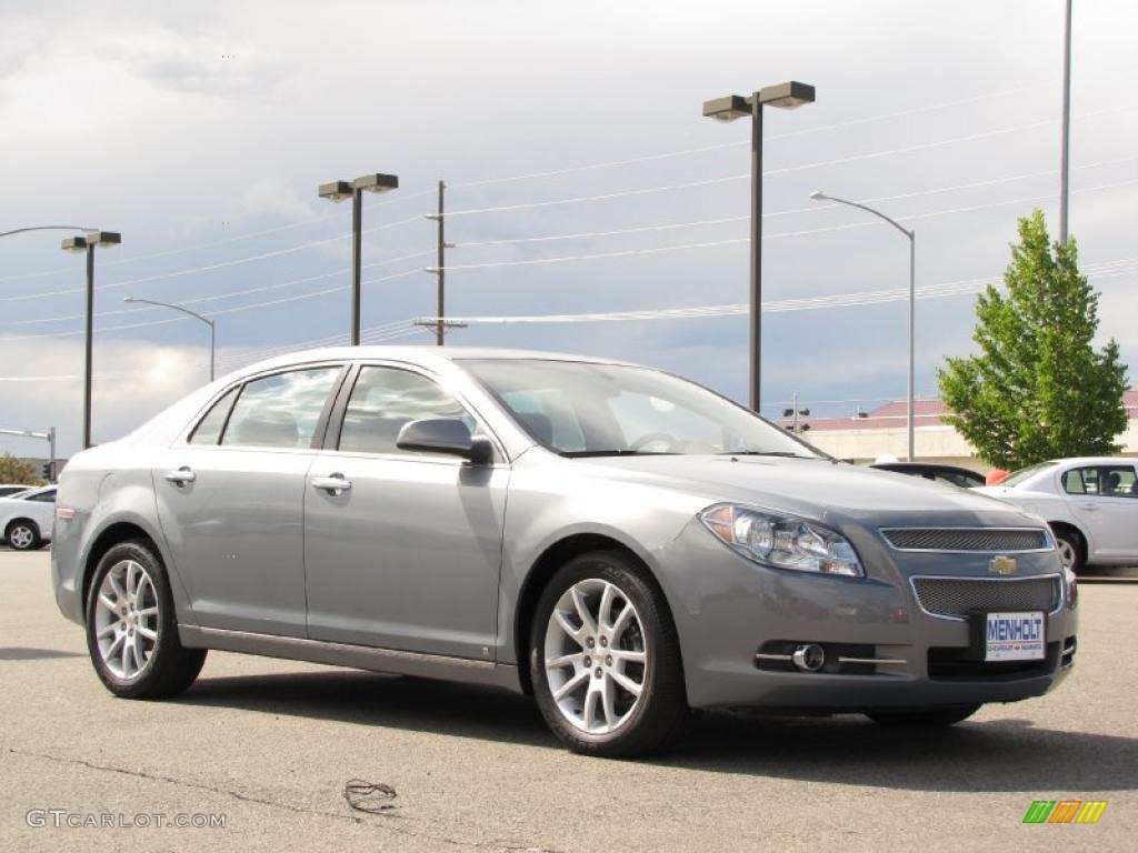 Golden Pewter Metallic 2009 Chevrolet Malibu LTZ Sedan Exterior Photo #32105643