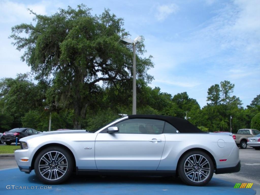 2011 Mustang GT Premium Convertible - Ingot Silver Metallic / Saddle photo #2