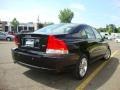 Black Sapphire Metallic - S60 2.5T Photo No. 10
