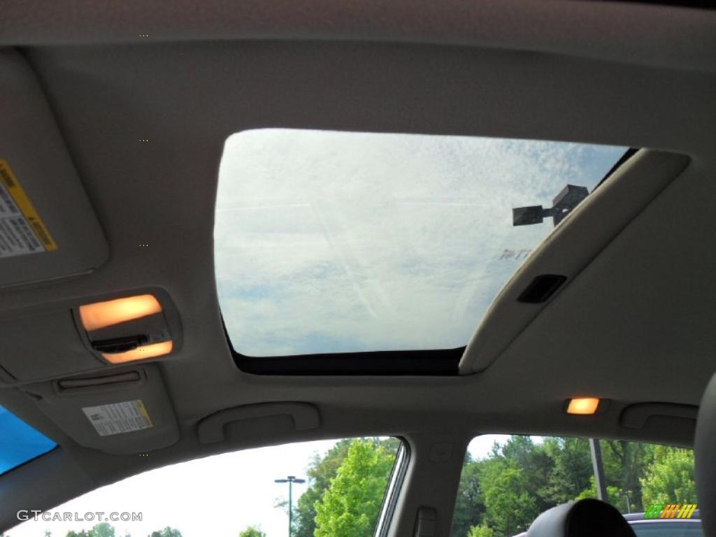 2008 Altima 2.5 S - Radiant Silver Metallic / Charcoal photo #10