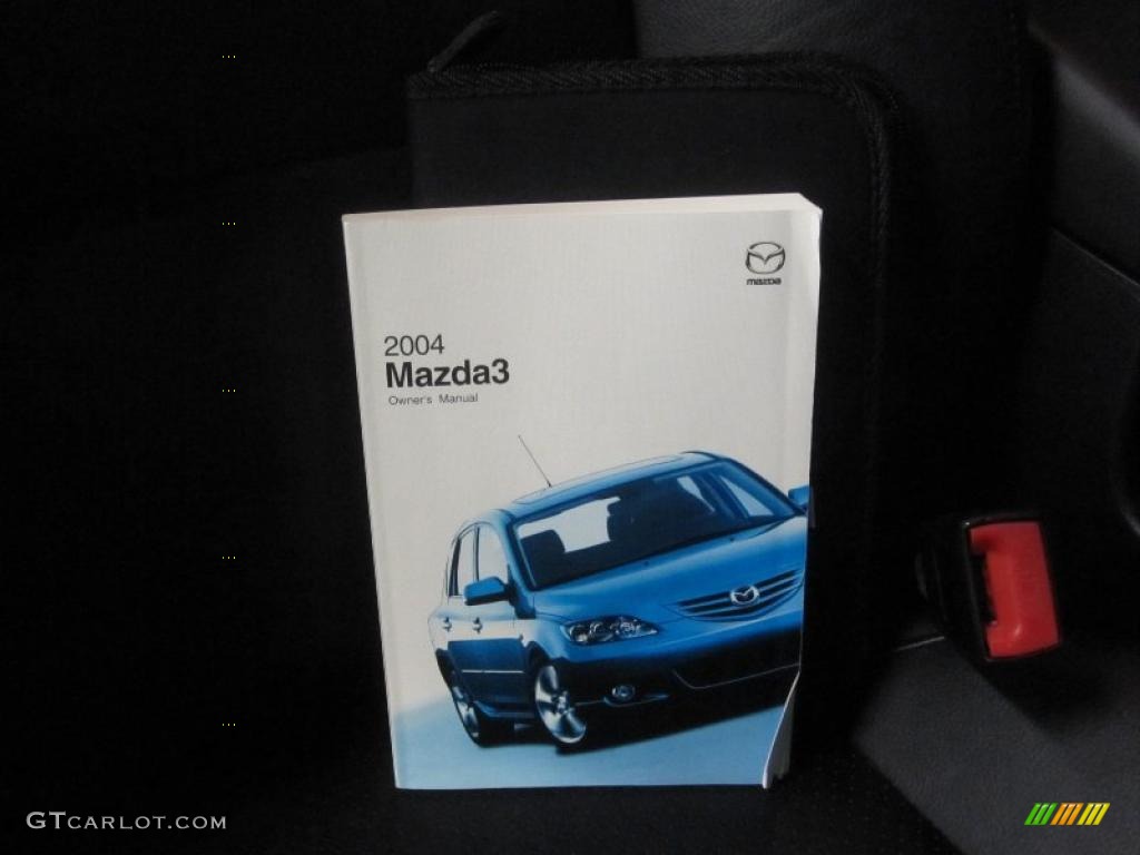 2004 MAZDA3 s Sedan - Sunlight Silver Mica / Black photo #12