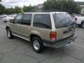 2001 Harvest Gold Metallic Ford Explorer XLT 4x4  photo #4