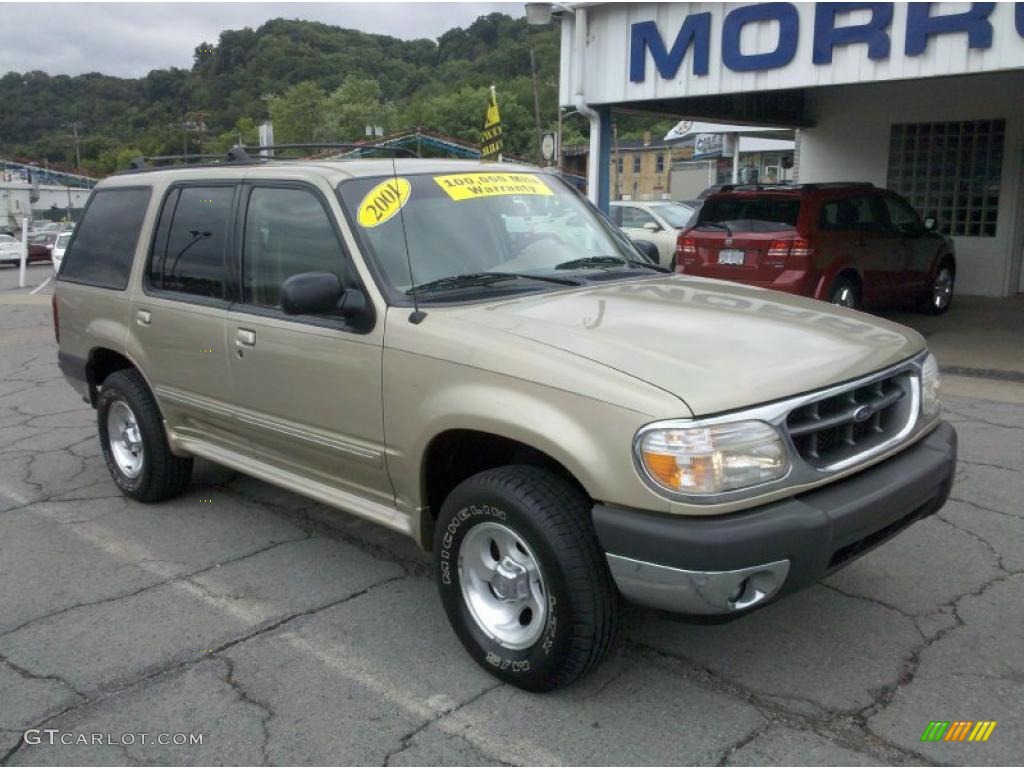 2001 Explorer XLT 4x4 - Harvest Gold Metallic / Medium Prairie Tan photo #19