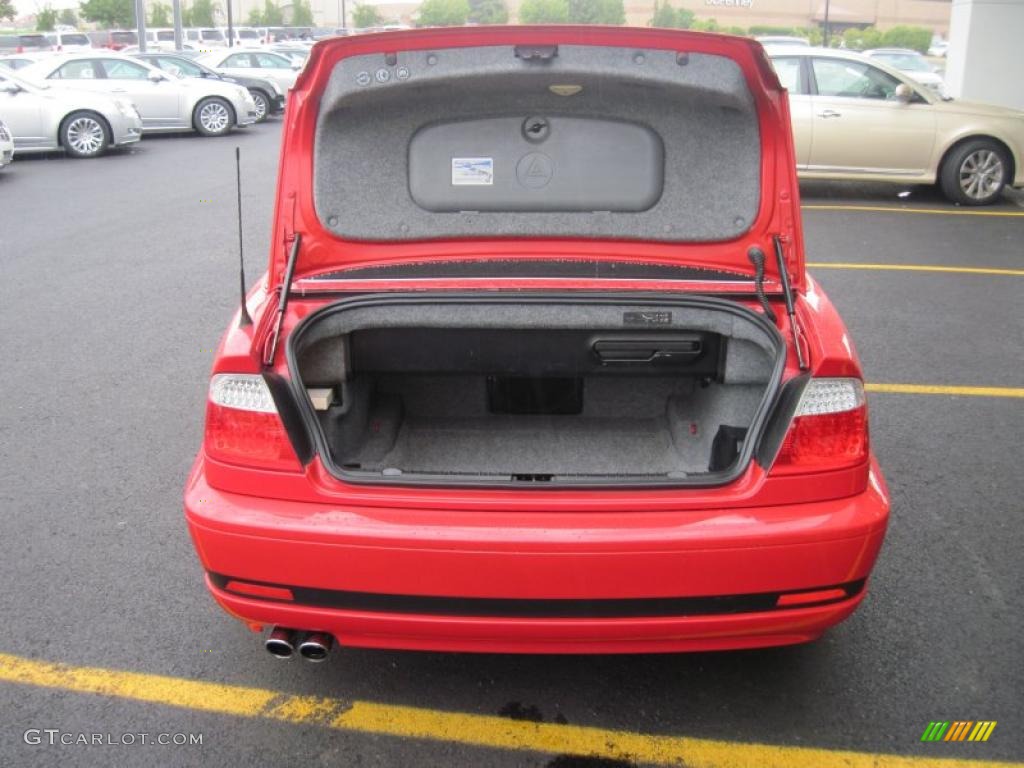 2004 3 Series 330i Convertible - Electric Red / Sand photo #9