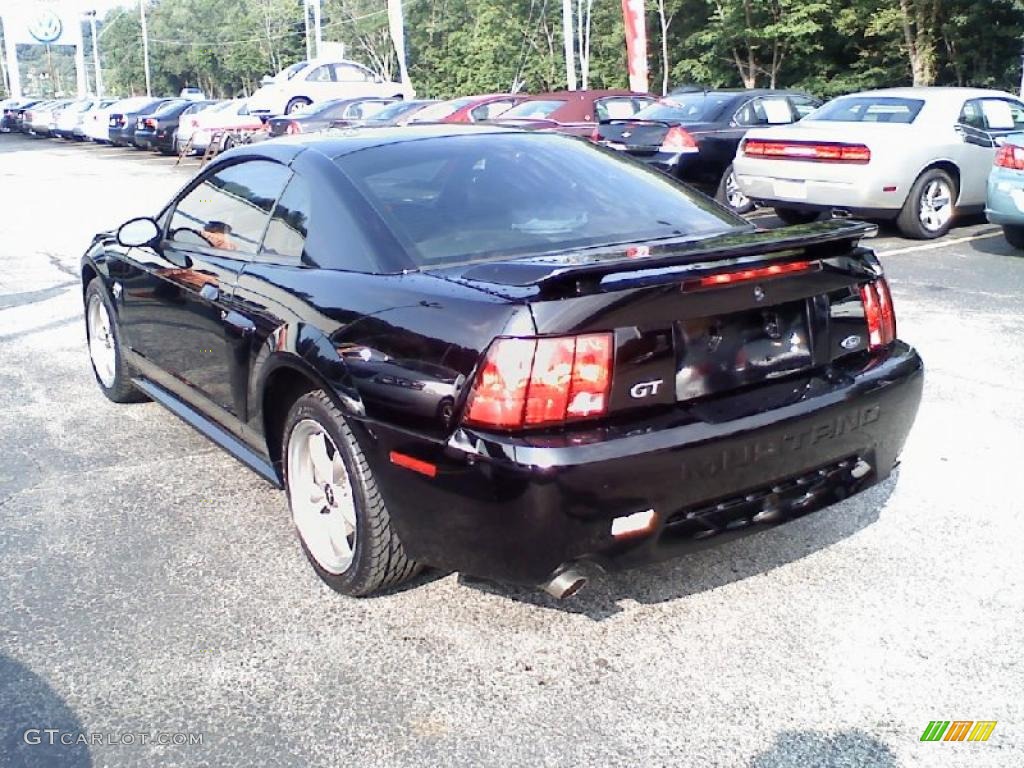 2004 Mustang GT Coupe - Black / Medium Parchment photo #4