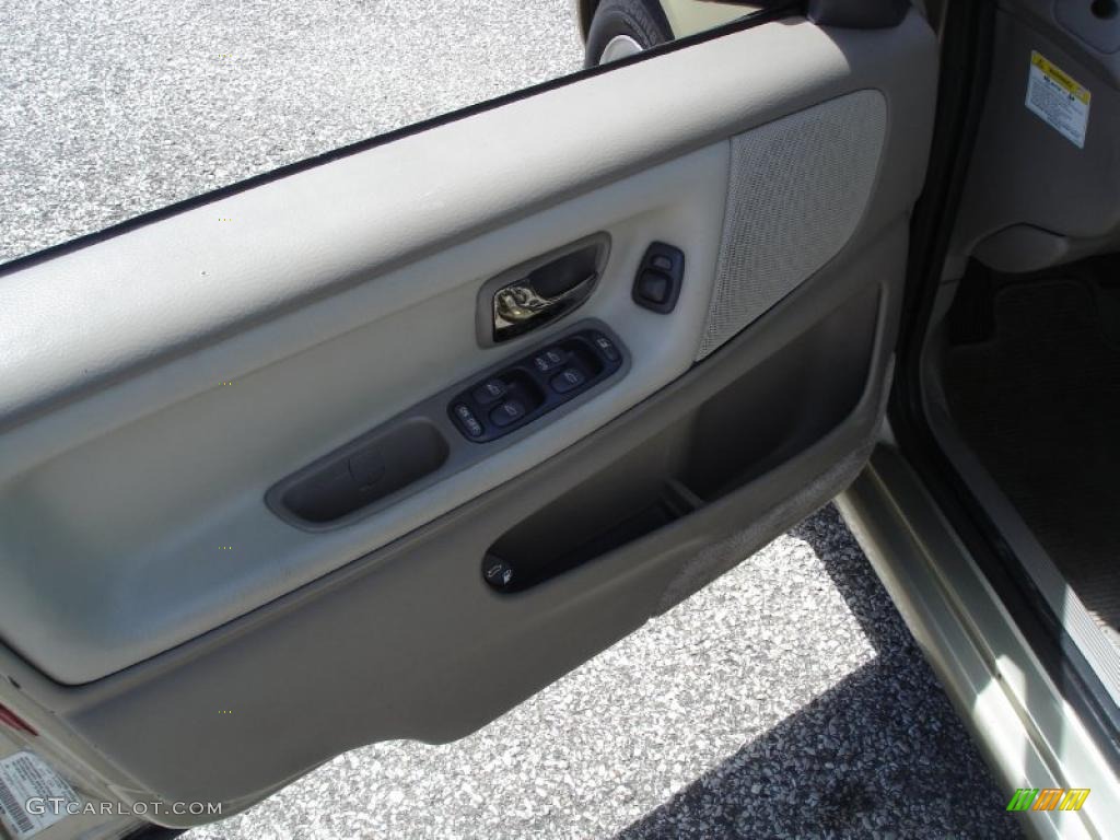 1999 S70 GLT - Desert Wind Metallic / Light Taupe photo #12