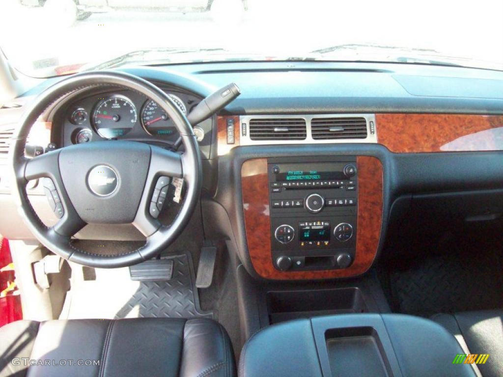 2007 Silverado 1500 LTZ Extended Cab 4x4 - Victory Red / Ebony Black photo #24