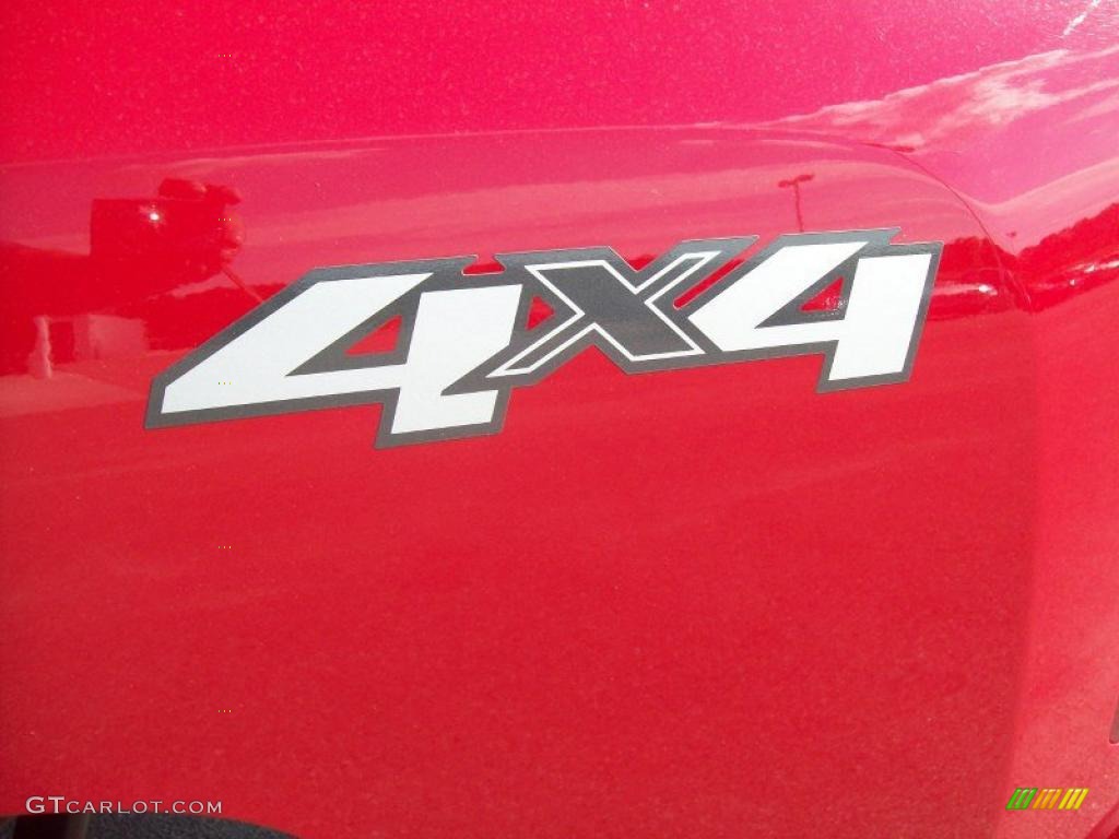 2007 Silverado 1500 LTZ Extended Cab 4x4 - Victory Red / Ebony Black photo #32