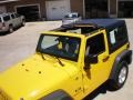 Detonator Yellow - Wrangler X 4x4 Photo No. 4