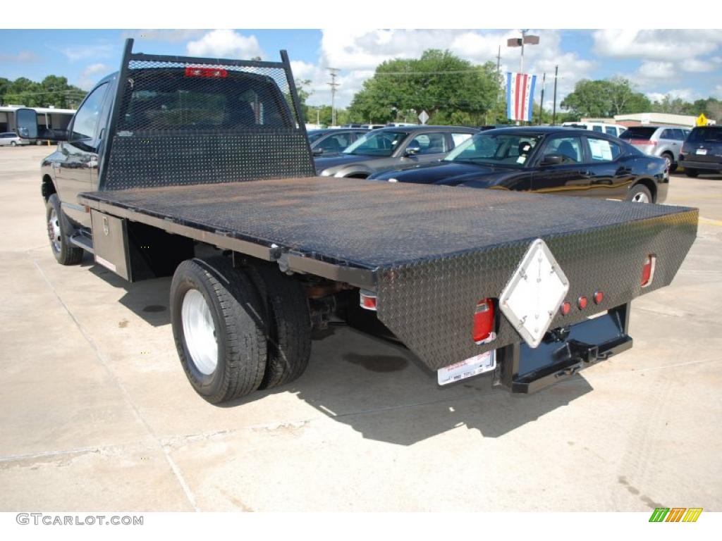 2008 Ram 3500 ST Regular Cab Chassis - Brilliant Black Crystal Pearl / Medium Slate Gray photo #4