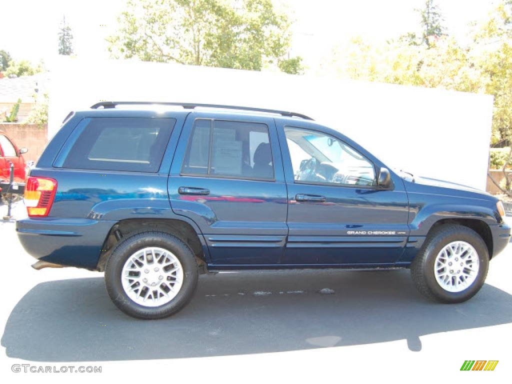 2002 Grand Cherokee Limited 4x4 - Patriot Blue Pearlcoat / Sandstone photo #1
