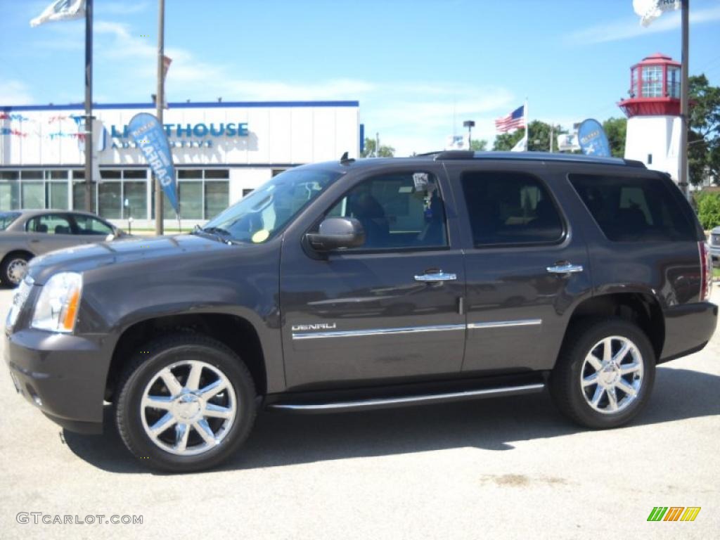 2010 Yukon Denali AWD - Storm Gray Metallic / Ebony photo #2