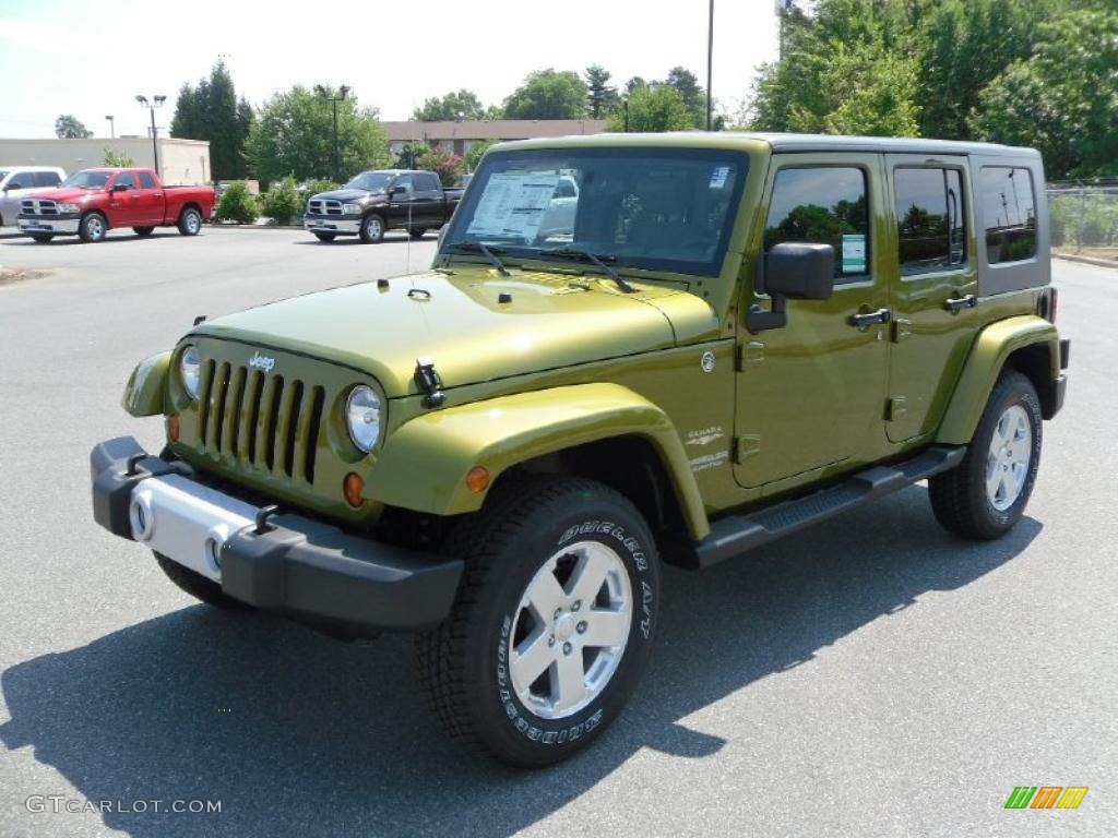 2010 Wrangler Unlimited Sahara 4x4 - Rescue Green Metallic / Dark Slate Gray/Medium Slate Gray photo #1