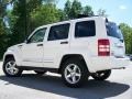 Stone White - Liberty Limited 4x4 Photo No. 4