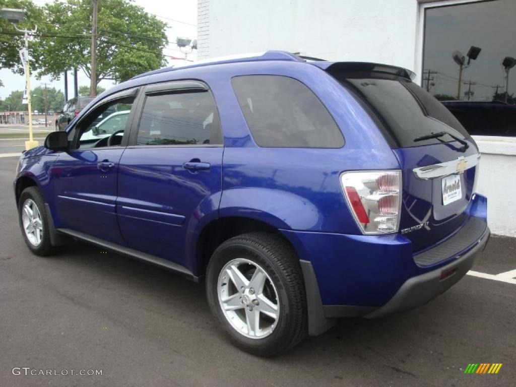 2005 Equinox LT AWD - Laser Blue Metallic / Light Gray photo #4