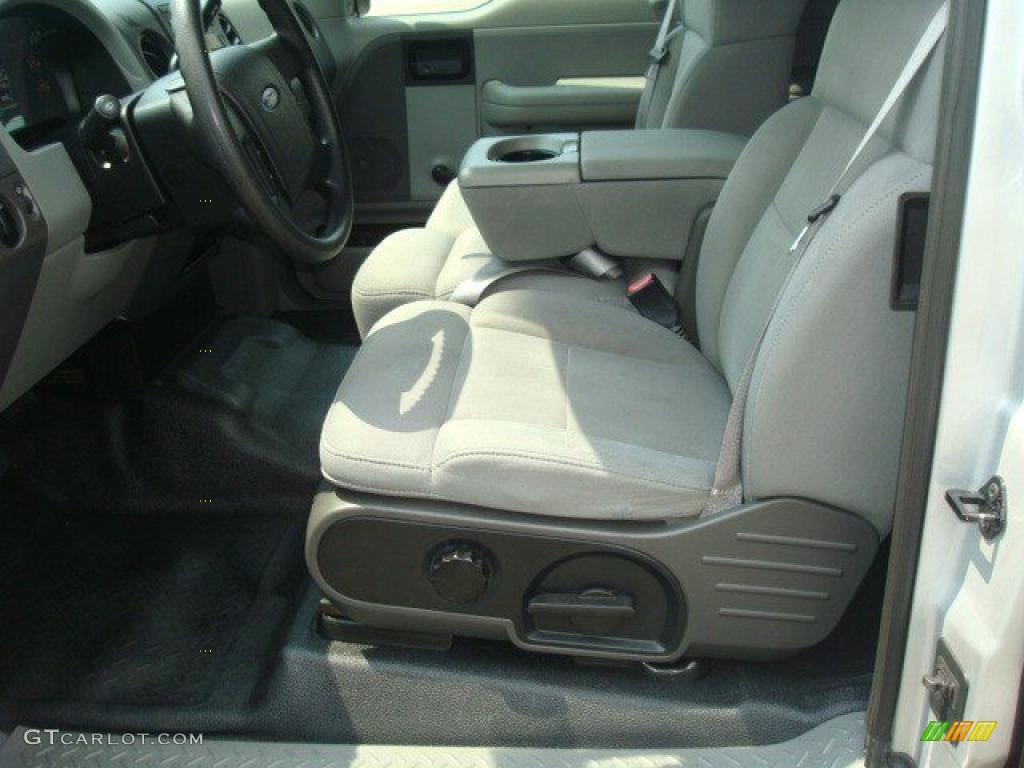 2005 F150 STX SuperCab - Silver Metallic / Medium Flint Grey photo #10