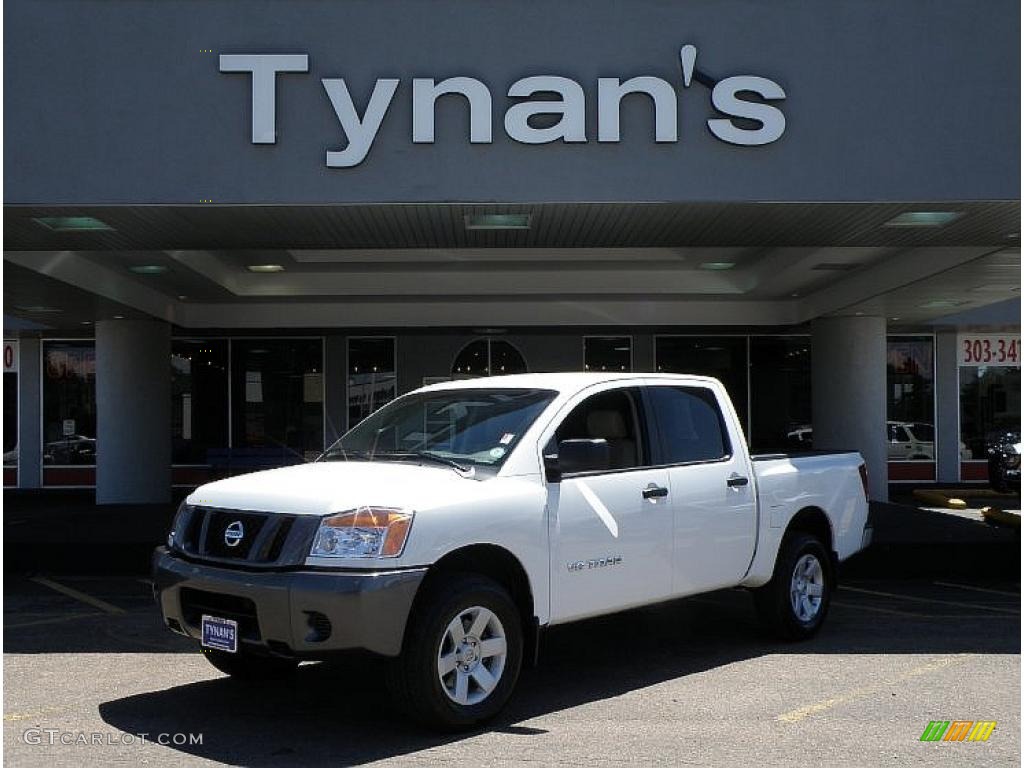 Blizzard White Nissan Titan