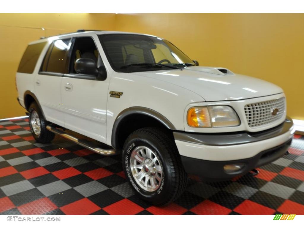 2001 Expedition XLT 4x4 - Oxford White / Medium Graphite photo #1