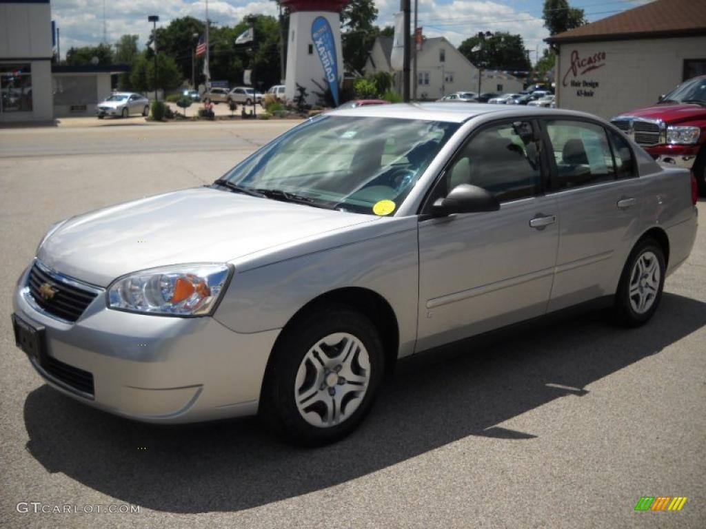 2006 Malibu LS Sedan - Silverstone Metallic / Titanium Gray photo #3