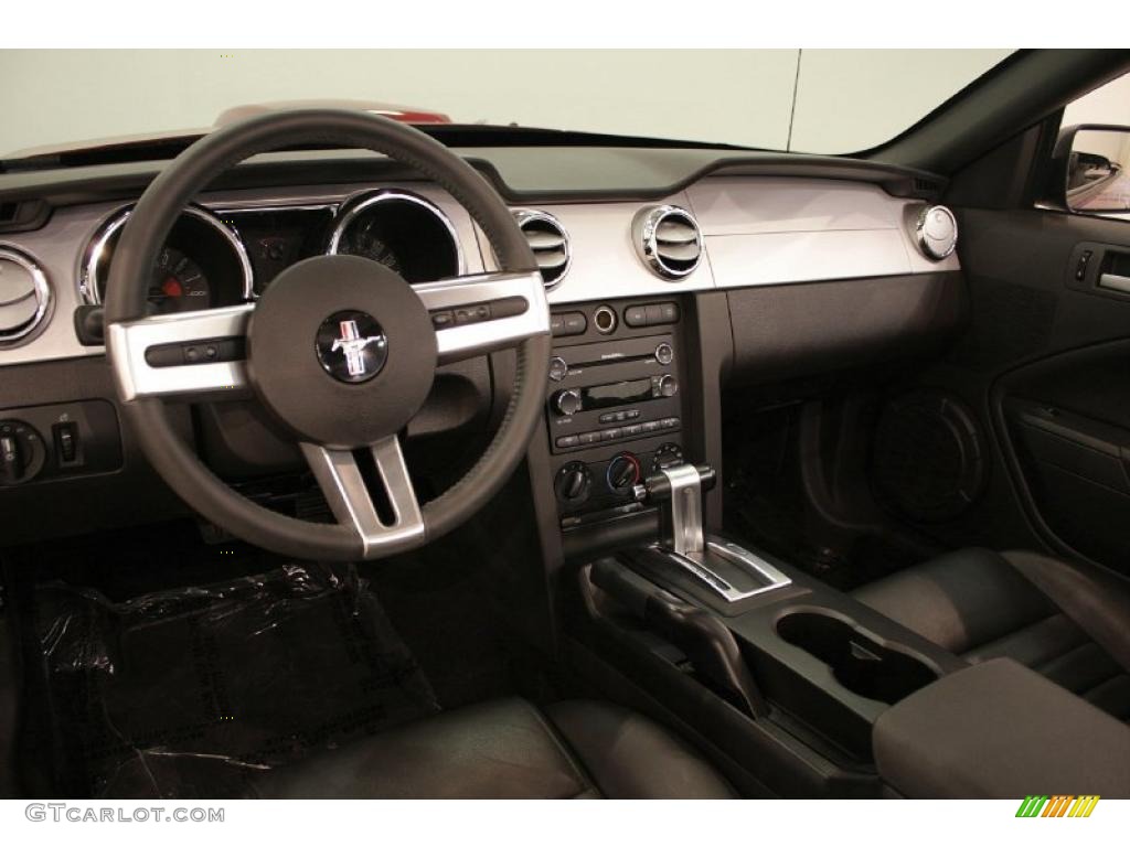 2008 Mustang GT Premium Convertible - Dark Candy Apple Red / Dark Charcoal photo #15