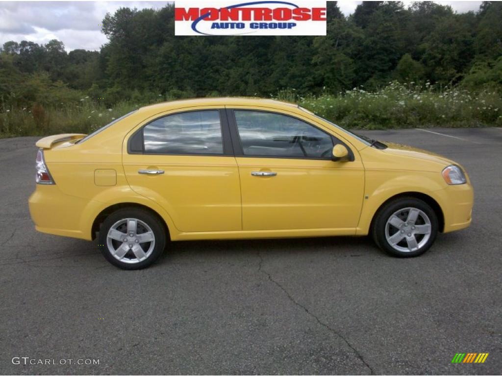 2009 Aveo LT Sedan - Summer Yellow / Charcoal photo #1