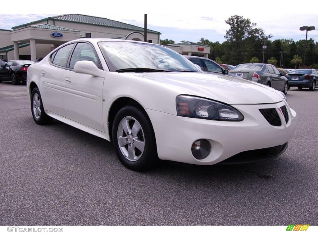 2008 Grand Prix Sedan - Ivory White / Cashmere photo #1