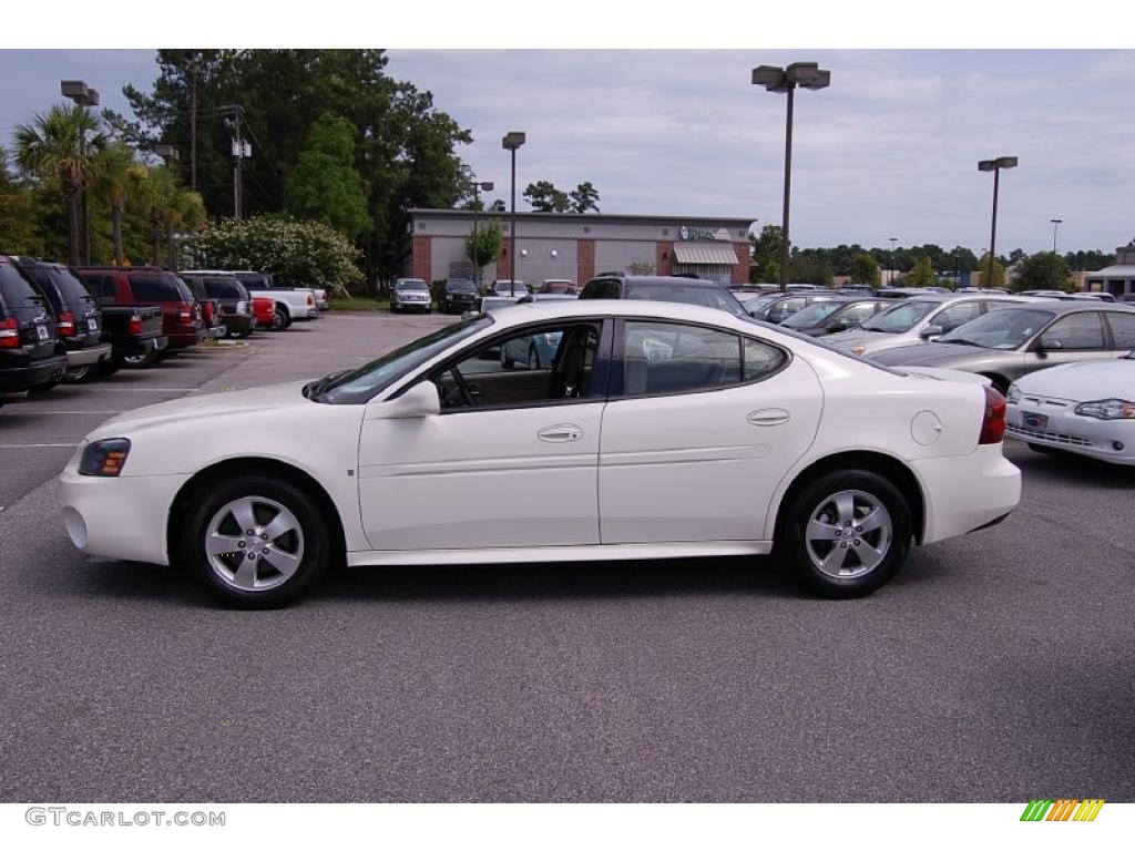 2008 Grand Prix Sedan - Ivory White / Cashmere photo #2