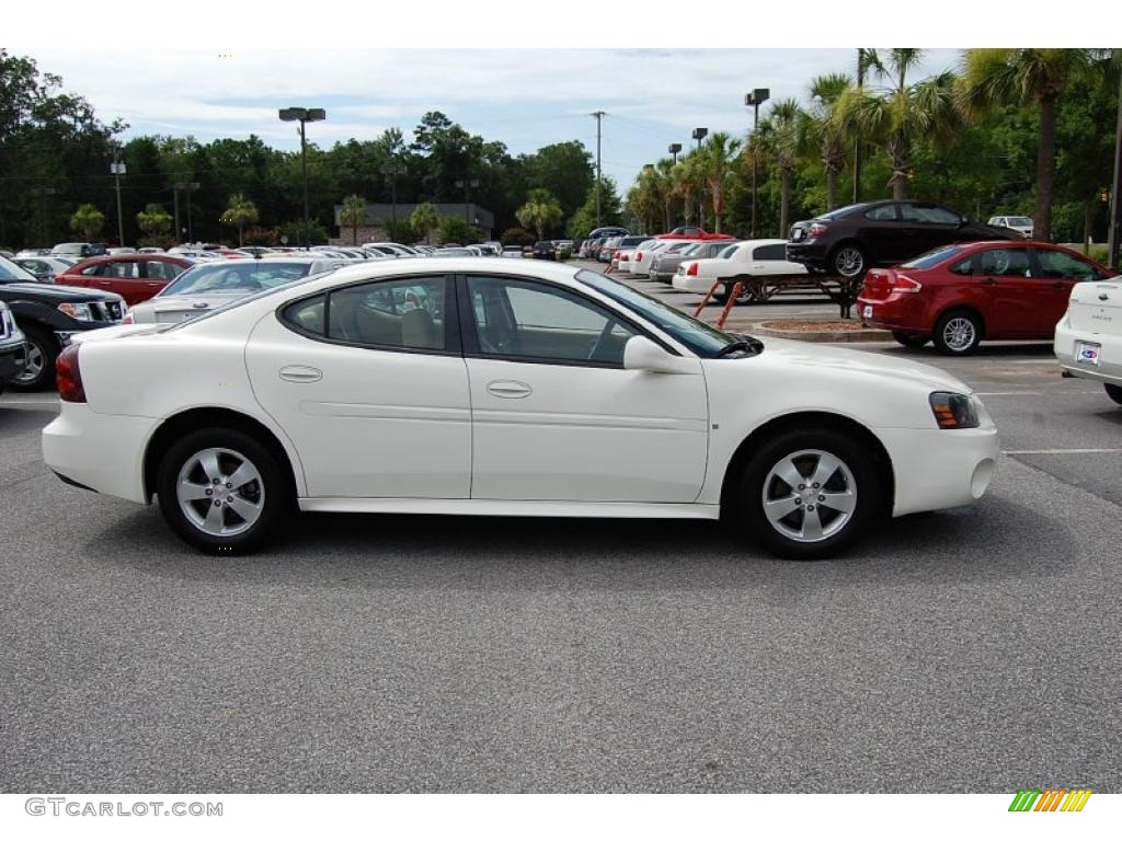 2008 Grand Prix Sedan - Ivory White / Cashmere photo #14