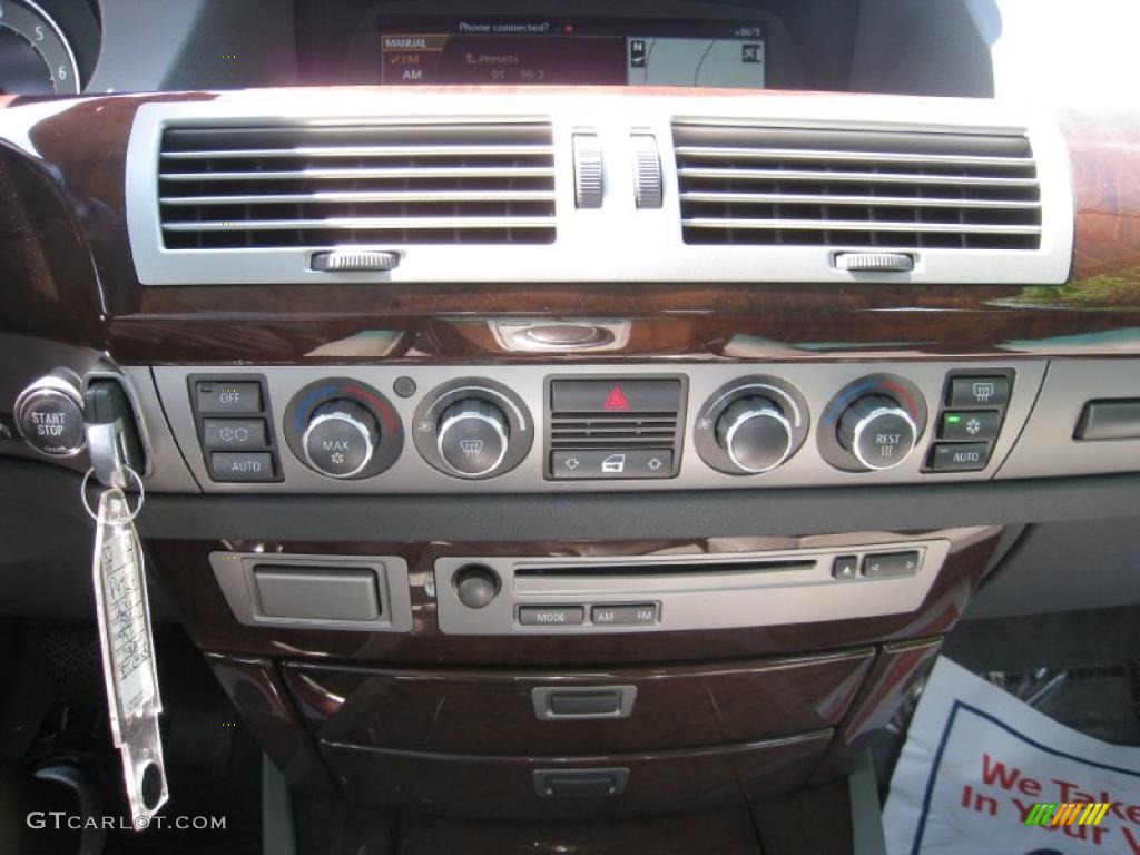 2006 7 Series 750i Sedan - Sterling Grey Metallic / Basalt Grey/Flannel Grey photo #32