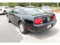Black - Mustang V6 Coupe Photo No. 15