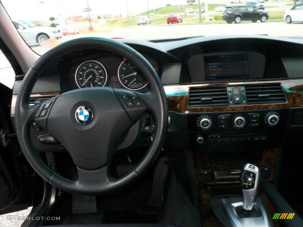 2008 5 Series 528i Sedan - Jet Black / Black photo #18
