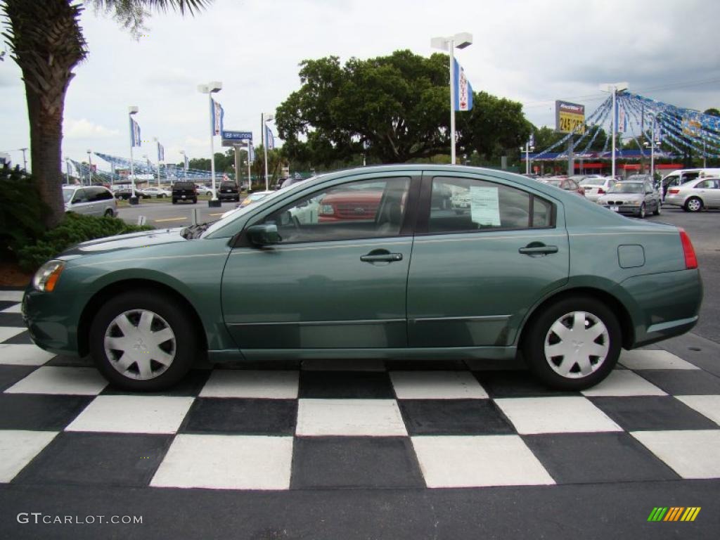 2004 Galant ES - Machine Green Metallic / Creme photo #2