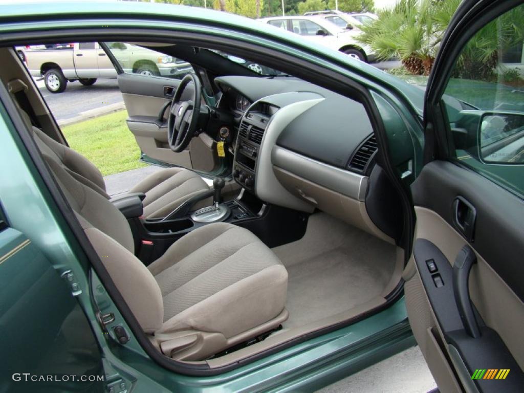 2004 Galant ES - Machine Green Metallic / Creme photo #14