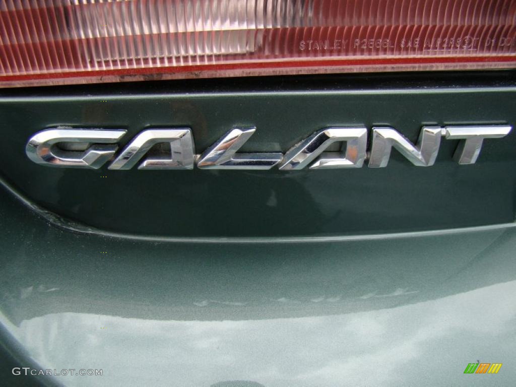 2004 Galant ES - Machine Green Metallic / Creme photo #31
