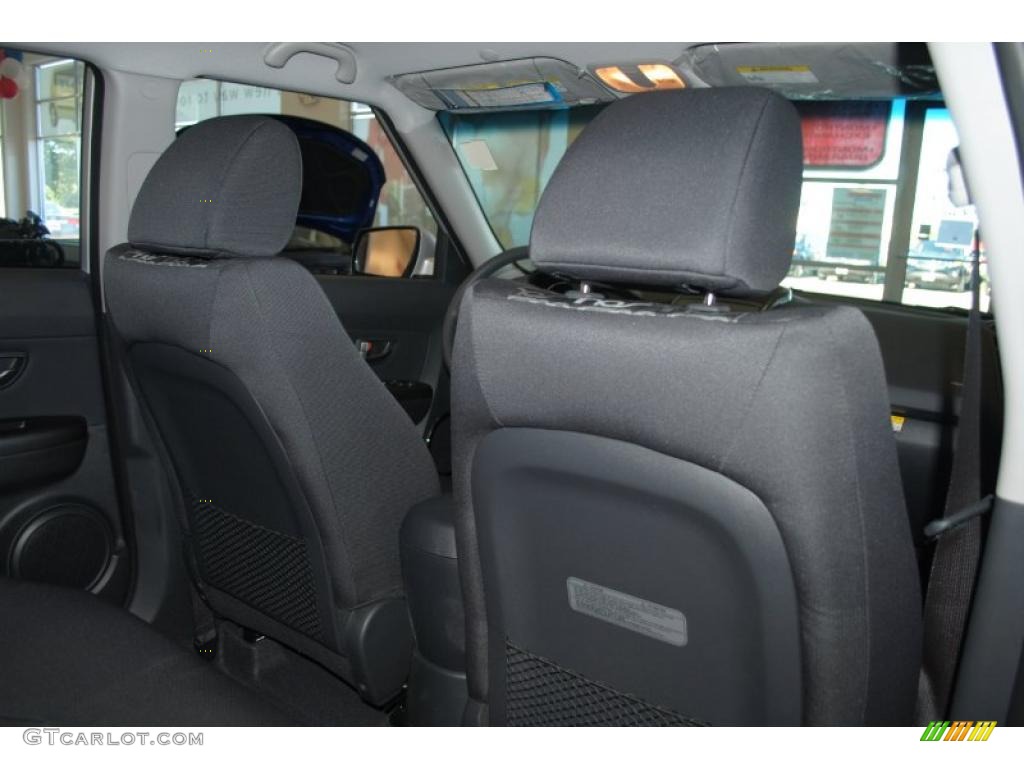 2010 Soul + - Bright Silver / Black Soul Logo Cloth photo #20