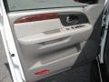 Summit White - Envoy XL SLT 4x4 Photo No. 29