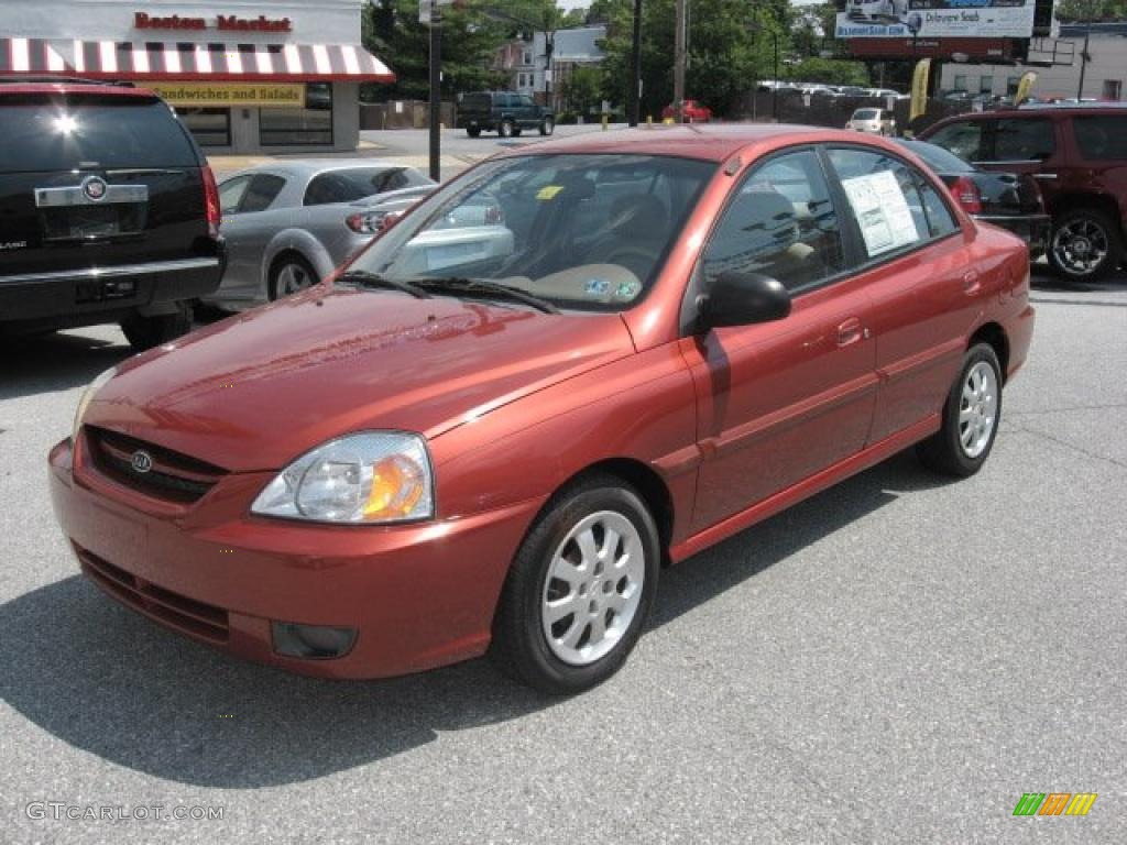 2003 Rio Sedan - Cinnamon / Gray photo #2