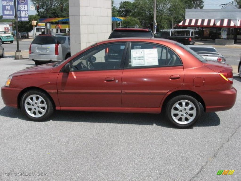 2003 Rio Sedan - Cinnamon / Gray photo #9