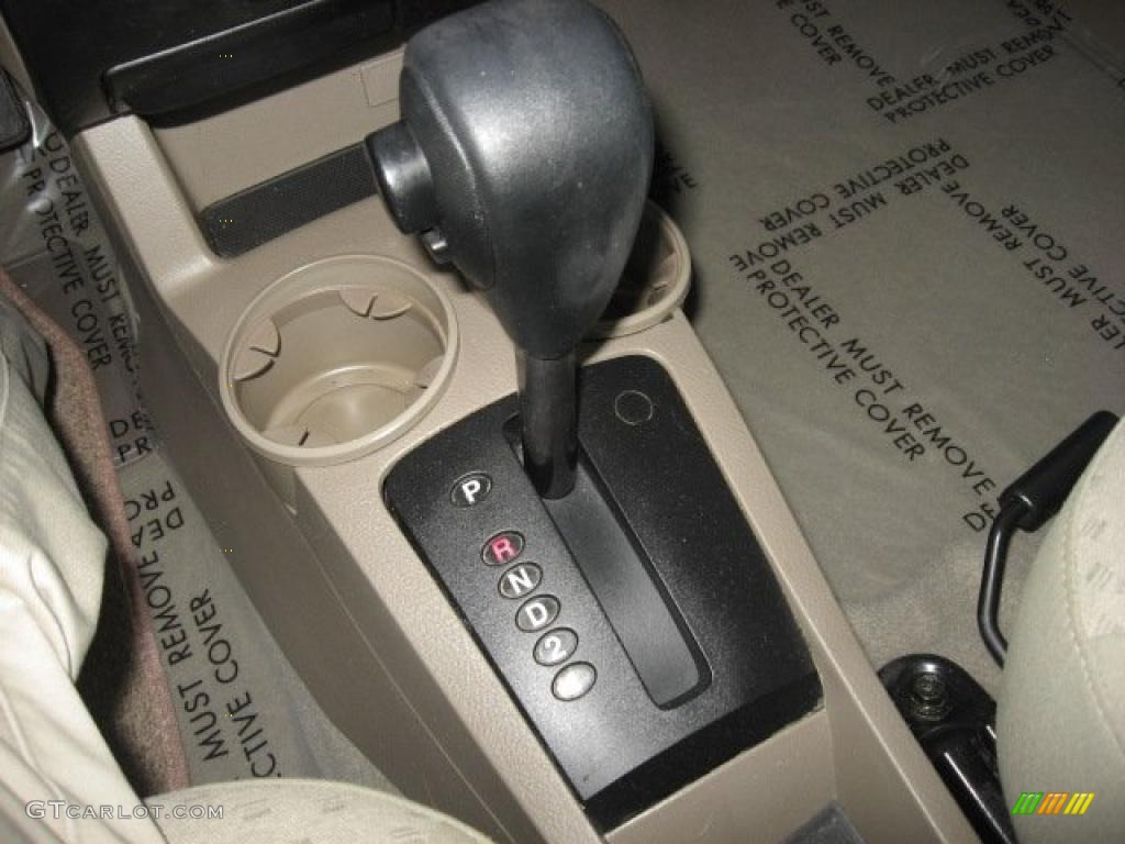 2003 Rio Sedan - Cinnamon / Gray photo #16