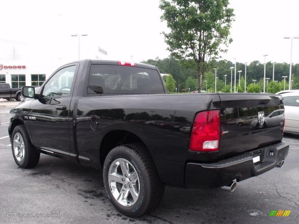 2010 Ram 1500 R/T Regular Cab - Brilliant Black Crystal Pearl / Dark Slate Gray photo #2