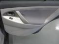 Classic Silver Metallic - Camry SE Photo No. 8