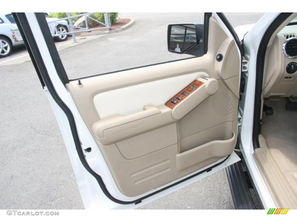 2008 Explorer Eddie Bauer 4x4 - White Suede / Camel photo #13