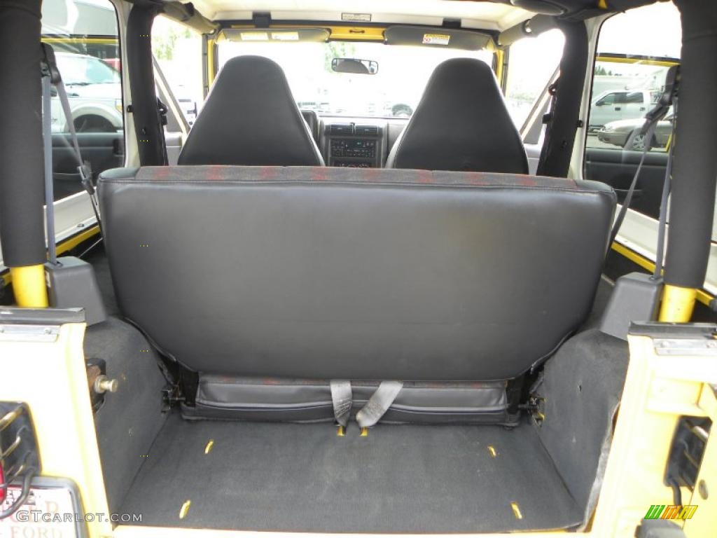 2000 Wrangler Sport 4x4 - Solar Yellow / Agate photo #9