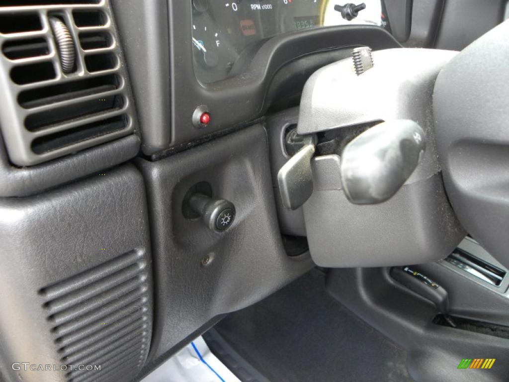 2000 Wrangler Sport 4x4 - Solar Yellow / Agate photo #22