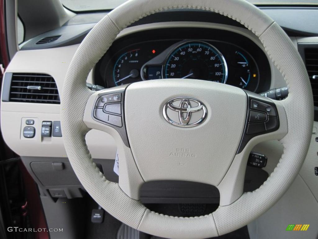 2011 Sienna XLE - Salsa Red Pearl / Light Gray photo #16